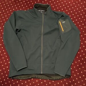 Arc'teryx Dark Navy/Grey Softshell with Orange Accent Men’s XL